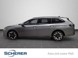 passat variant 1,5 tsi ehybrid dsg/ r-line panoramadach/ahk/rfk/garanite bis 08.30/u.v.m.
