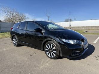 honda civic tourer 1.6 ctdi sport kamera! friss műszaki!