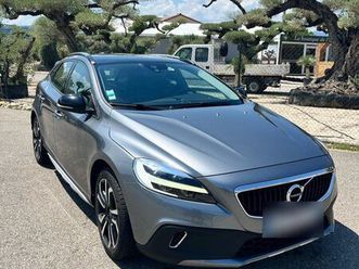 volvo v40 cross country