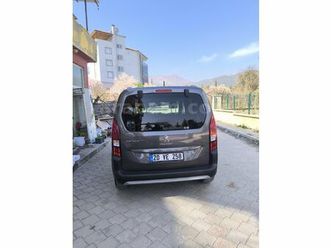 sahibinden peugeot rifter 1.5 bluehdi allure 2023 model denizli 35.600 km gri (titanyum) - 38805586 | arabam.com