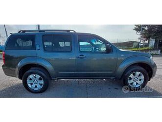 pathfinder 2,5 diesel 170 cv-4x4-7 posti navi retr