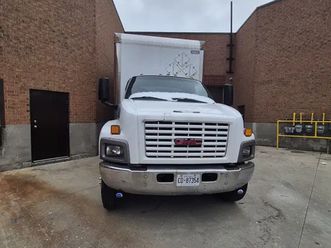 gmc c7500 20ft. box truck