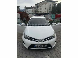 sahibinden toyota auris 1.33 life 2014 model tokat 175.000 km beyaz - 38681998 | arabam.com