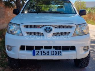 toyota hilux 2.5 d4d doble cabina dlx 4x4