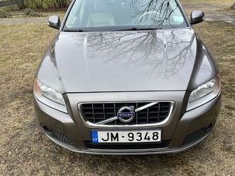 volvo v70, cena 3 500 €. pārdodu volvo v70, 2010. gads, 2.0 piecu klimatkontrole, ziemas - sludinājumi
