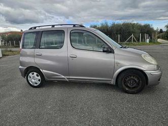 yaris verso verso 1.4 d-4d sol my03