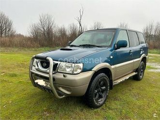 nissan terrano ii 2.7 tdi luxury