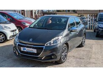 peugeot 208 allure 1.2cc 82cv camera post. navigatore