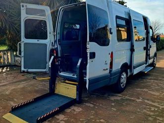 renault master 9 posti 4 carrozzine trasporto disabili pedana elettroidraulica