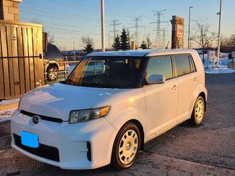 2011 scion xb