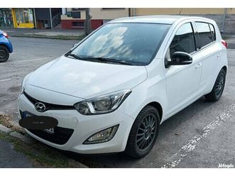 eladó hyundai i20 **friss műszaki