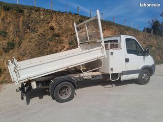 camion plateau iveco benne et coffre