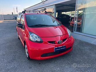 toyota aygo 1.0 12v vvt-i 5 porte sol