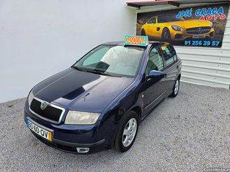 skoda fabia 1.4mpi 70cv 120.000km 12/2000 dezembro/00