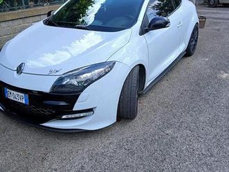renault megane rs sport cape 3