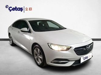 opel insignia 1.6 cdti design 136hp sedan