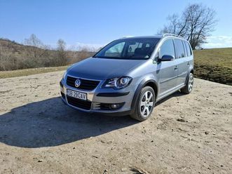 vw touran cross , 7 locuri sibiu