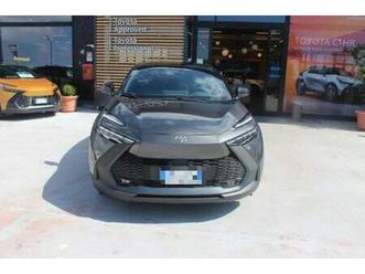toyota toyota c-hr 1.8 hv lounge fwd e-cvt del 2025 usata a roma