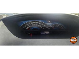 vendo etios xls 5 puertas - 2016