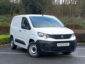 1000 1.5 bluehdi 100 professional premium + van