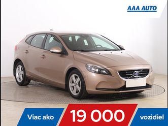 volvo v40 1.6 d2, automat, klíma, tempomat