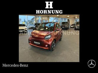 eq fortwo panodach kamera led jbl sound exclusiv