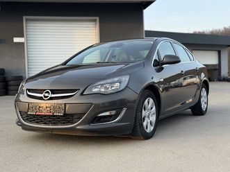 opel astra 1.7cdti sedan
