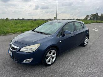 opel astra 1.4 100cv 5 porte elective