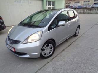 honda jazz 1.4i-panorama 4,390 eur