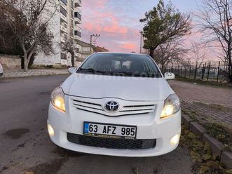 sahibinden toyota auris 1.33 comfort 2012 model elaziğ 213.000 km beyaz - 38808909 | arabam.com