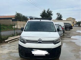 utilitaire citroën berlingo