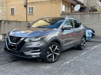 unico proprietario, sempre box, non fumatore, full optional