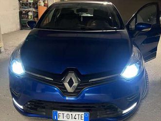 clio iv 2017 1.5 dci moschino intens 75cv