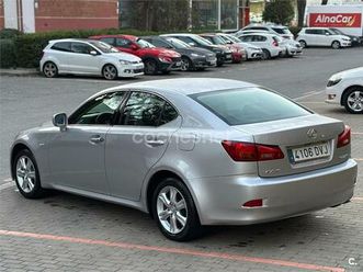 lexus is220d luxury