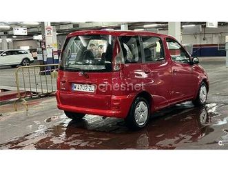 toyota yaris verso 1.3 linea sol