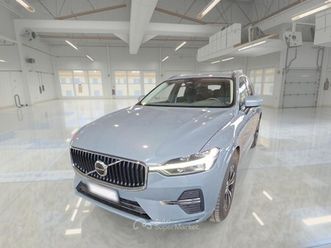 volvo xc60 b4 d awd automatico momentum pro my22 suv