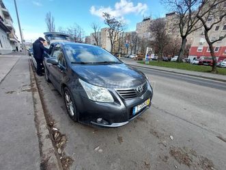 toyota avensis wagon 2.2 d-4d sol 208000km!