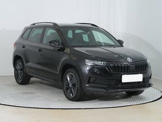 skoda karoq sportline 1.5 tsi serv.kniha, navigácia, tempomat