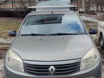 renault sandero 2009
