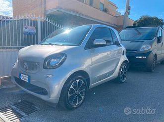 smart fortwo 70cv