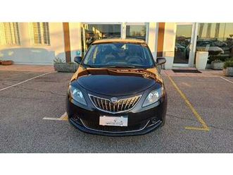 1.0 firefly 5 porte s&s hybrid silver