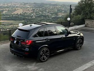 bmw x5 30d msport 310cv full – 6wb digital – tetto panorama – harman kardon – carplay – 21