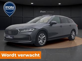 skoda superb combi 1.5 tsi first edition | pano dak | trekhaak | elek achterklep | camera | navigatie |