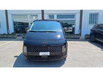 2.2 at 2wd 7 posti luxury