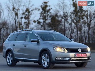 volkswagen passat alltrack 2012