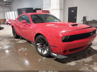 dodge challenger 6.4l r/t scat pack widebody