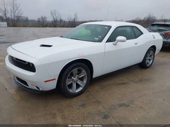 dodge challenger 3.6l sxt