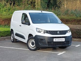 1000 1.5 bluehdi 100 professional premium + van