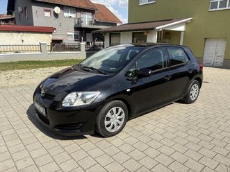 toyota auris d-4d