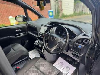 2016 toyota noah voxy (7 seater) 1.8 hybrid automatic 66000 mileage